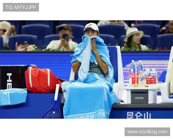 张帅查尔斯顿首轮出局0-2